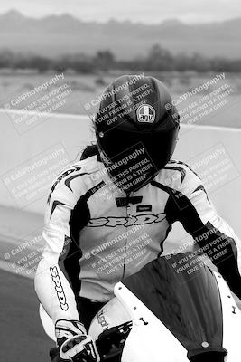 media/Mar-20-2023-Moto Forza (Mon) [[d0bbc59e78]]/Around the Pits/
